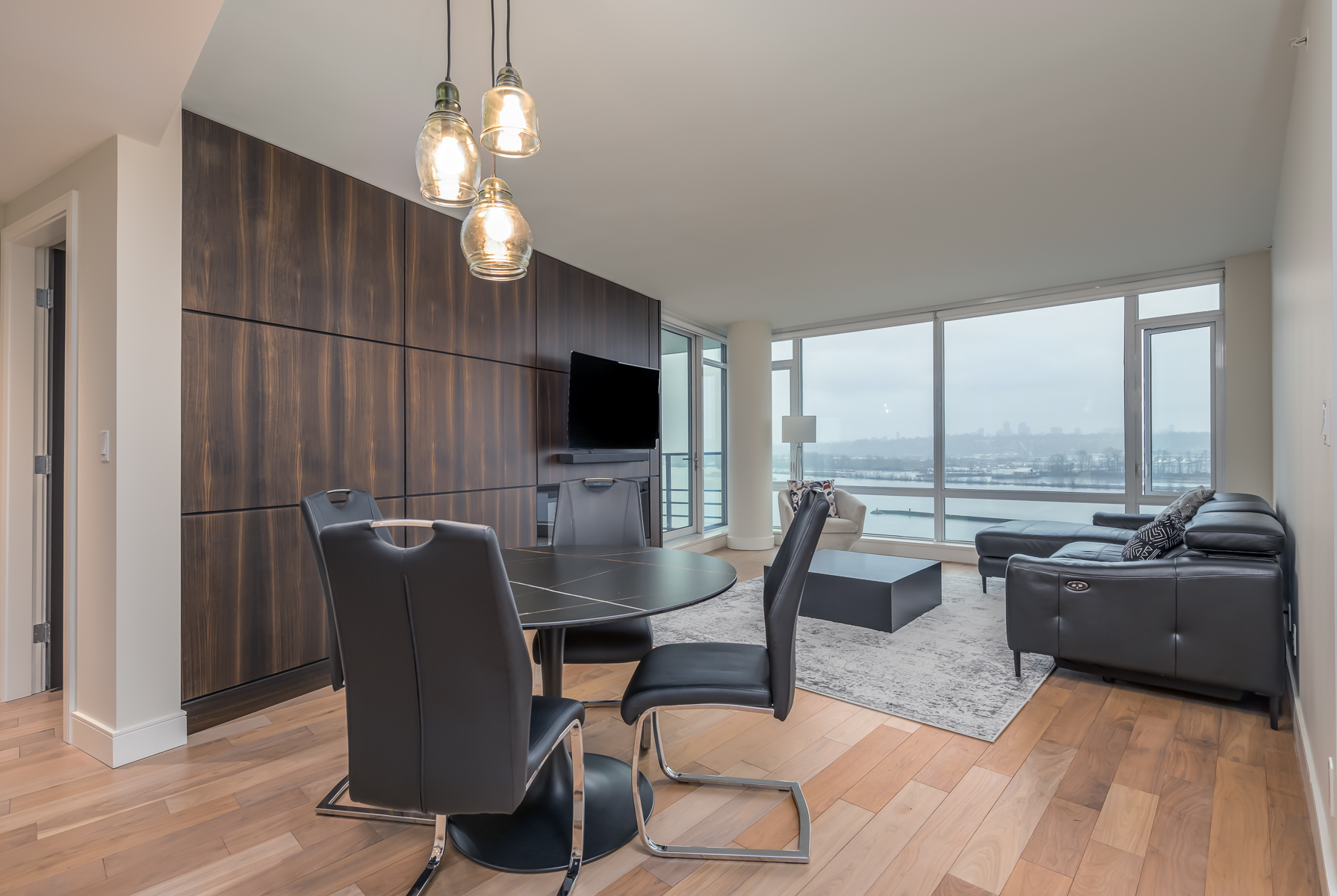 1506 210 Salter Street New Westminster — The Peninsula Port Royal riverfront