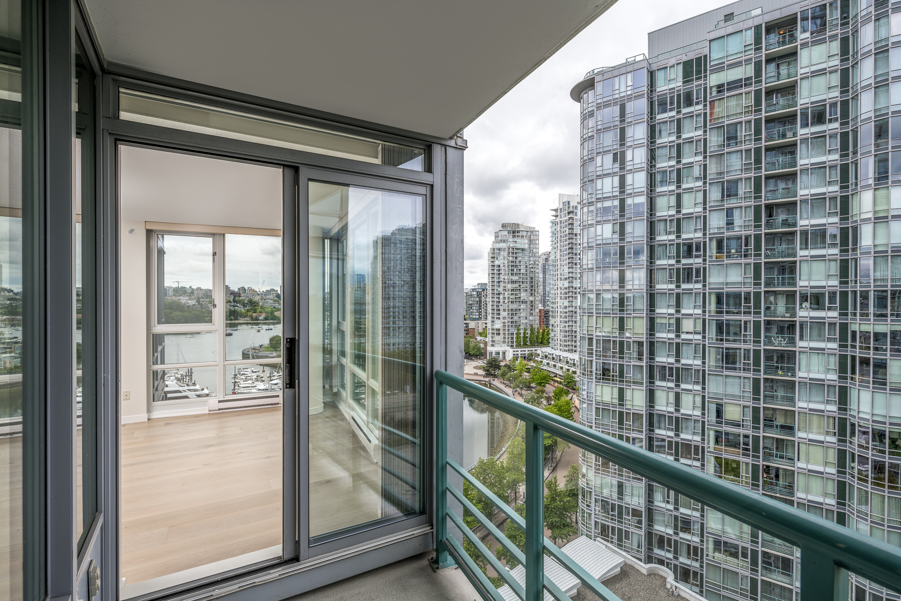 Quaywest suite