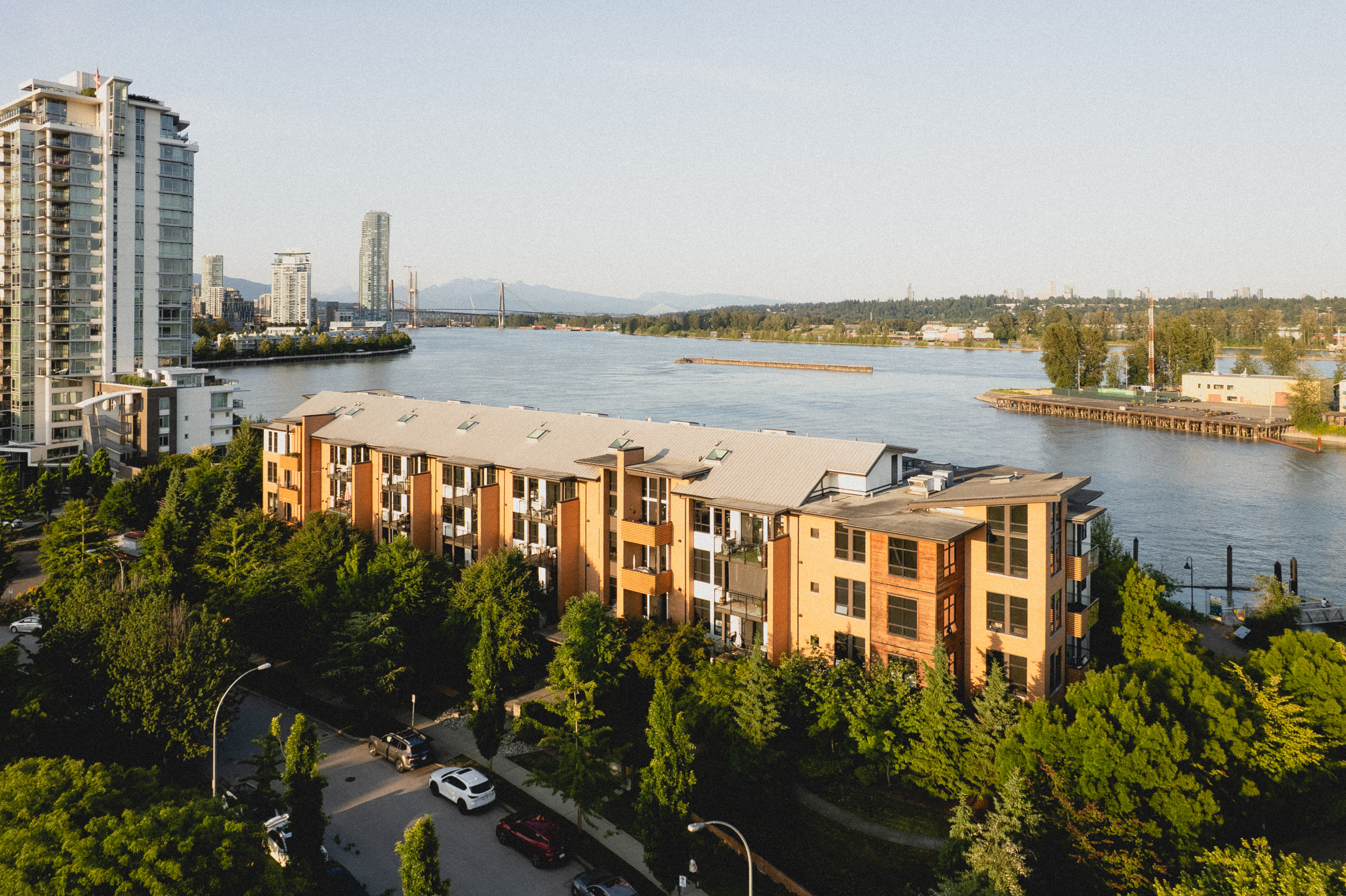 303-220 Salter Street New Westminster — The Glasshouse Lofts